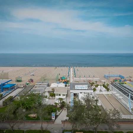 Commodore 4* Cervia