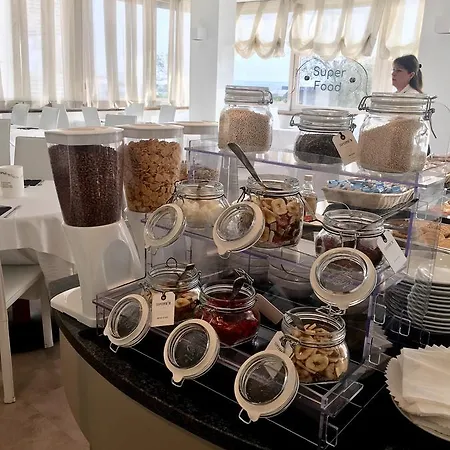 Commodore Szálloda 4*