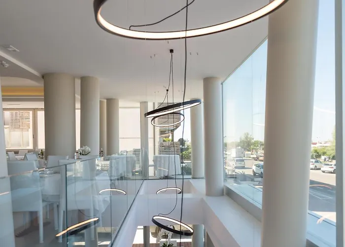 فندق Commodore 4*