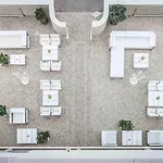 Commodore Hotel