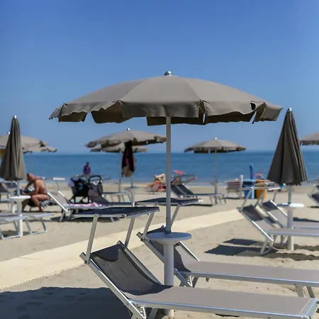 Commodore 4* Cervia