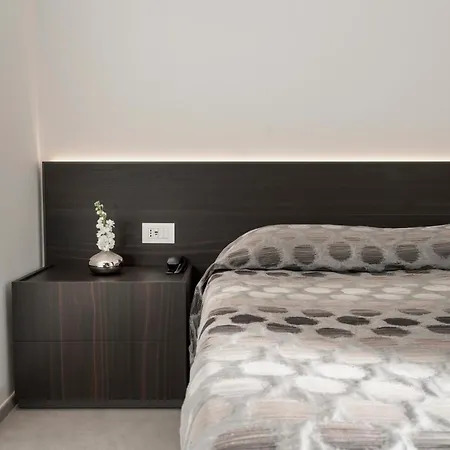 Commodore Hotel 4*