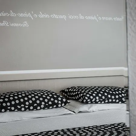 מלון Commodore קרביה